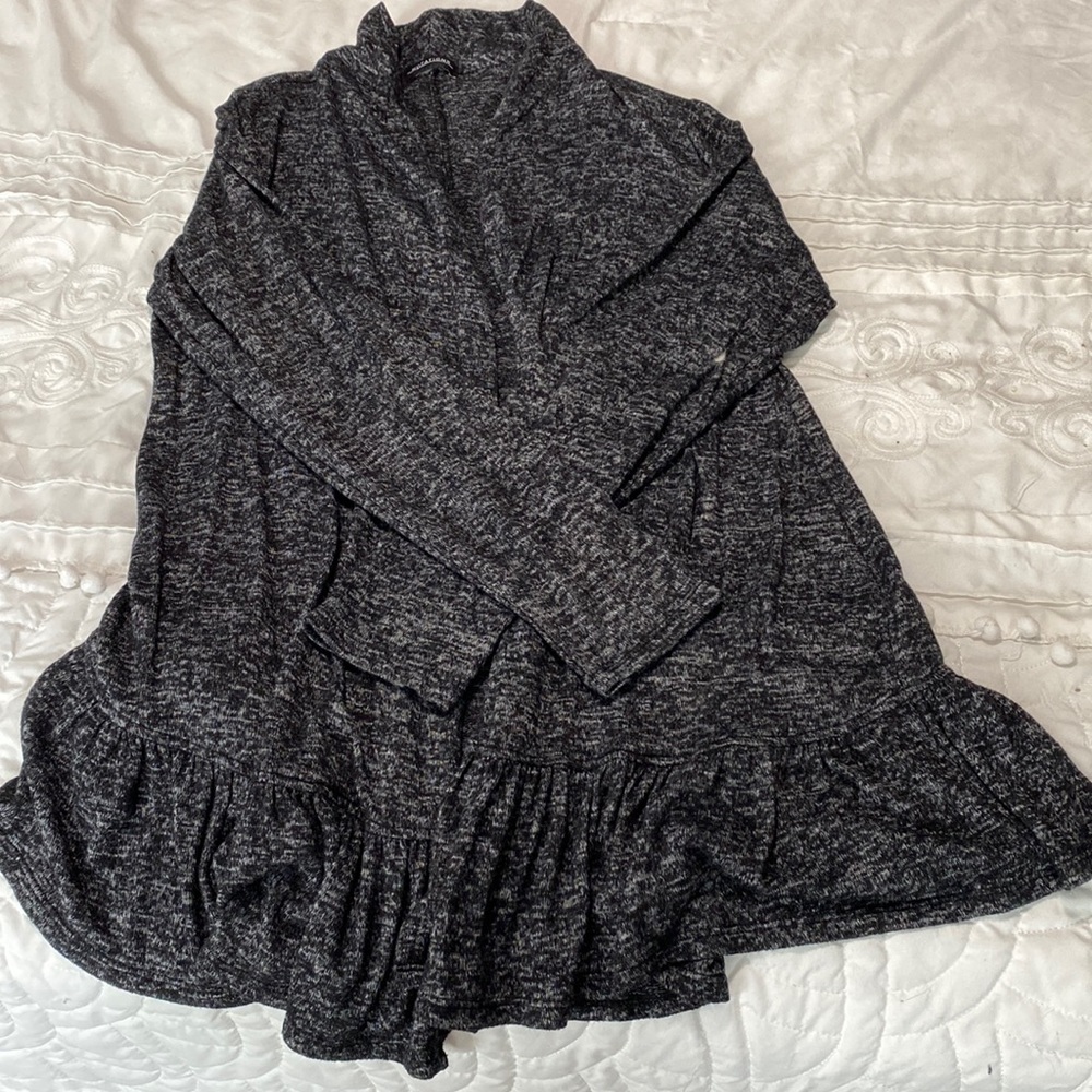 Ruffle hemline cardigan